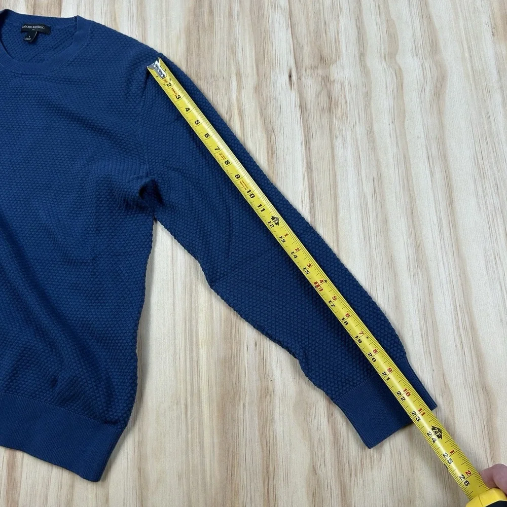 Banana Republic Women's Large Blue Waffle Knit Thermal Sweater Long Sleeve Casua